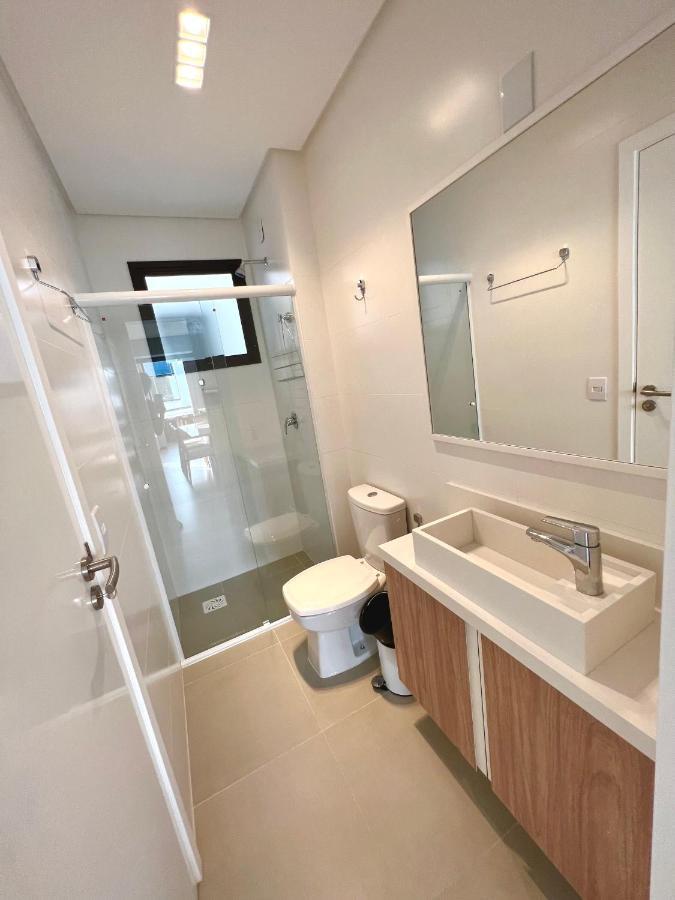 Cobertura Velejar Em Condominio Clube - Com Area De Lazer โกเวร์นาดอร์ เซลโซ รามอส ภายนอก รูปภาพ