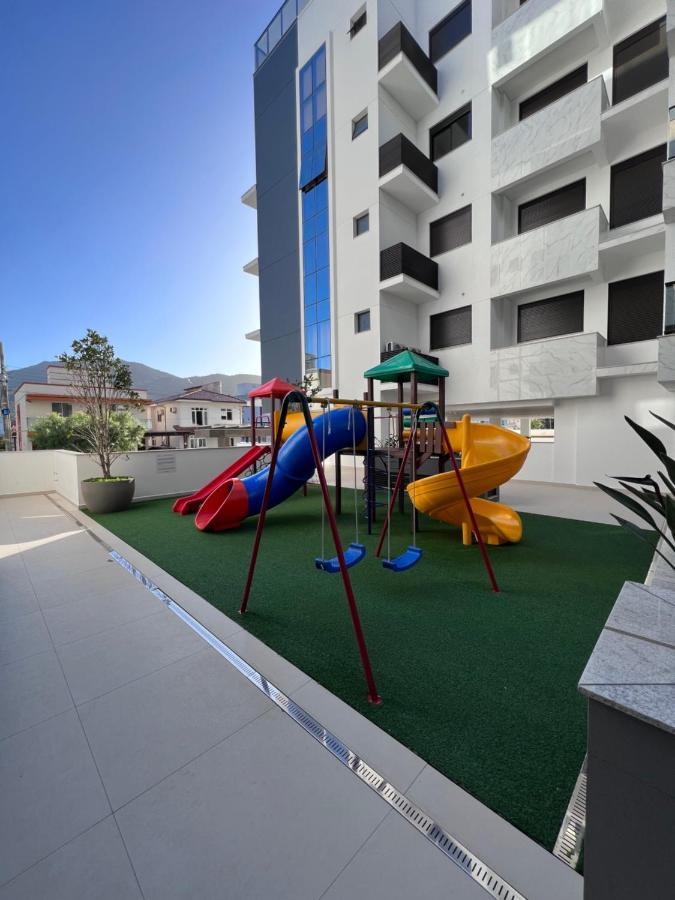 Cobertura Velejar Em Condominio Clube - Com Area De Lazer โกเวร์นาดอร์ เซลโซ รามอส ภายนอก รูปภาพ