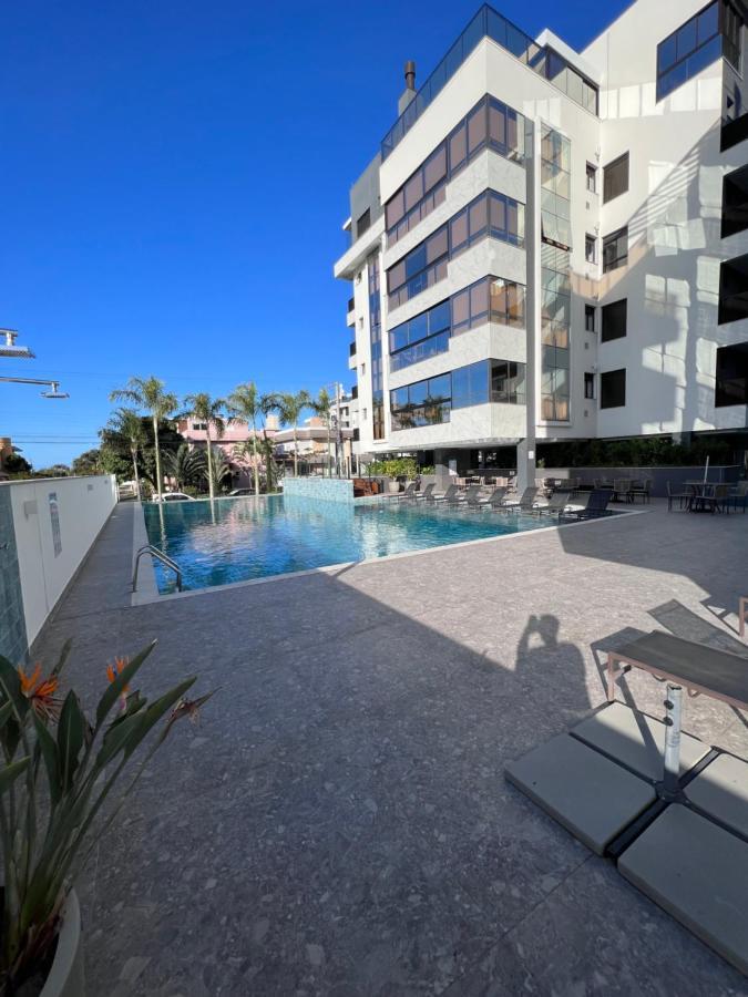 Cobertura Velejar Em Condominio Clube - Com Area De Lazer โกเวร์นาดอร์ เซลโซ รามอส ภายนอก รูปภาพ