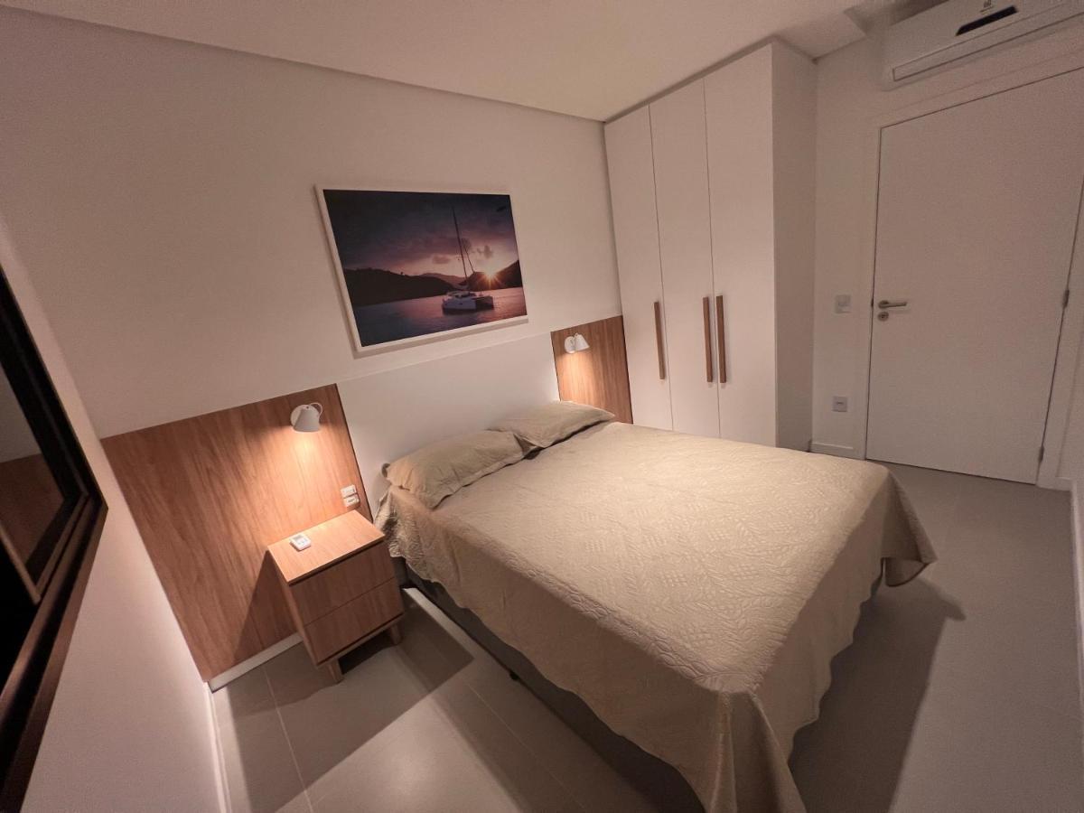 Cobertura Velejar Em Condominio Clube - Com Area De Lazer โกเวร์นาดอร์ เซลโซ รามอส ภายนอก รูปภาพ